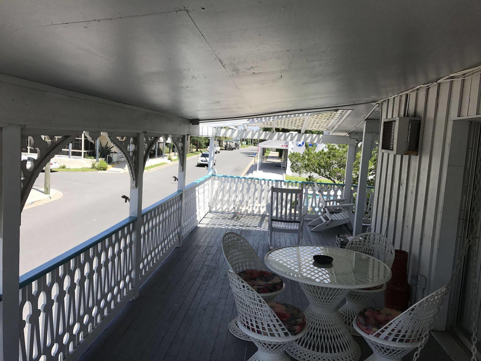 Cedar Inn Cedar Key Exterior photo