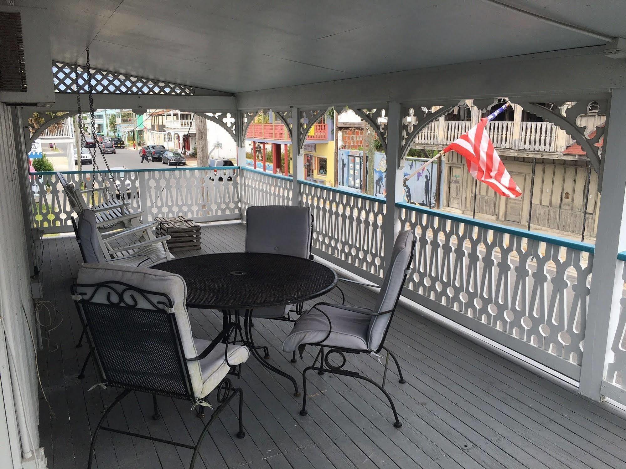 Cedar Inn Cedar Key Exterior photo